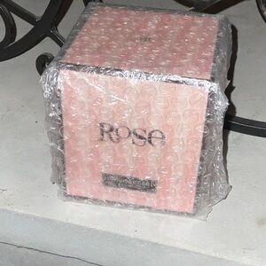 Henri Bendel ROSE Large Candle Sealed